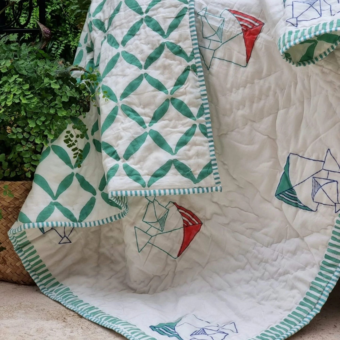 Certified Organic Cotton Baby Quilt - Pretty Kites