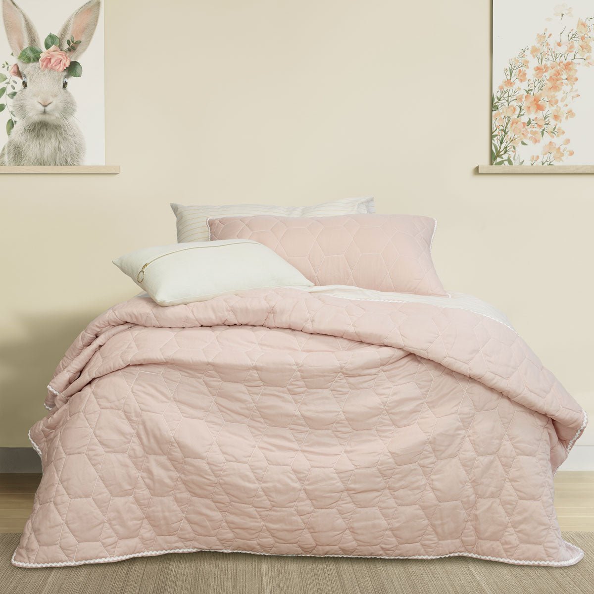 Jelly Bean Kids Bolston Pink Coverlet Set - Daughters Room